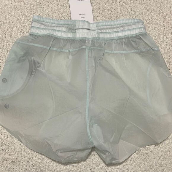 NWT- Lululemon - 6. Step Out Short - Picture 2 of 10